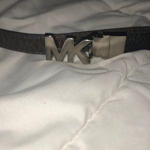 Micheal Kors reversible belt